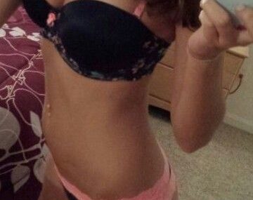 Bangalore escorts or hookers- which is the much better choice?
